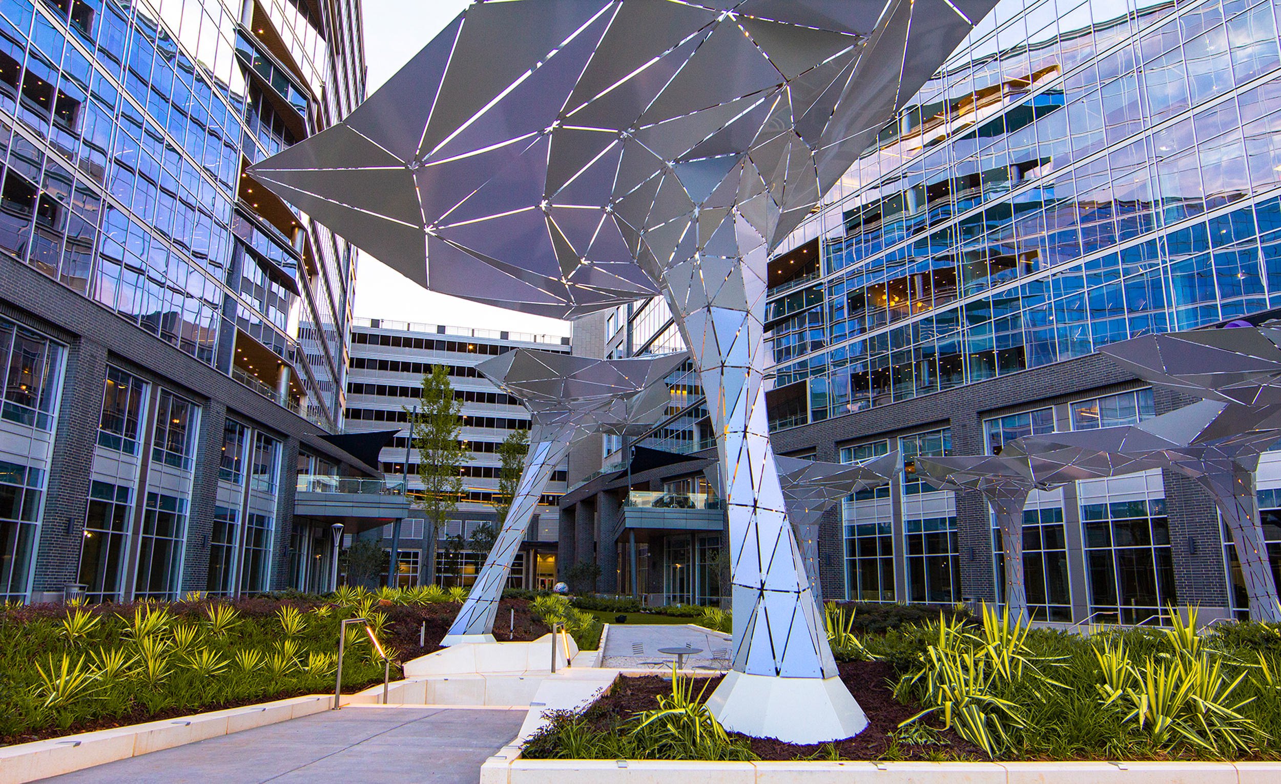 07 Ivan Toth Depena Aurum Metal Public Art Charlotte009