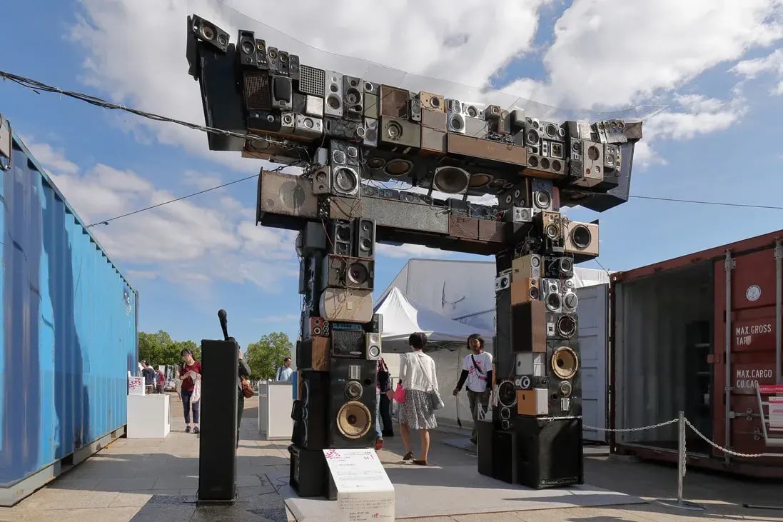 SHRINE- a Torii Gate Uploaded by Benoit Maubrey