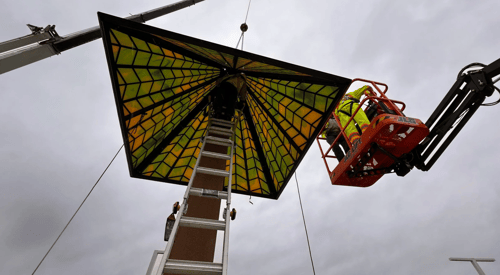 LEAFY WADER Illuminates Federal Way Station with Tiffany-Inspired Glass Design